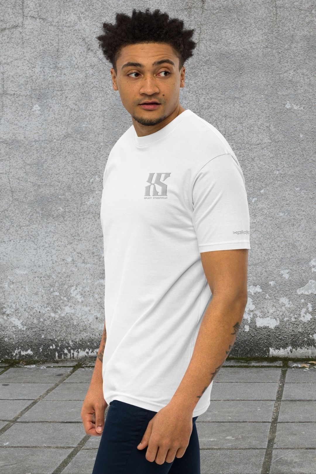 X-02 LOGO TEE