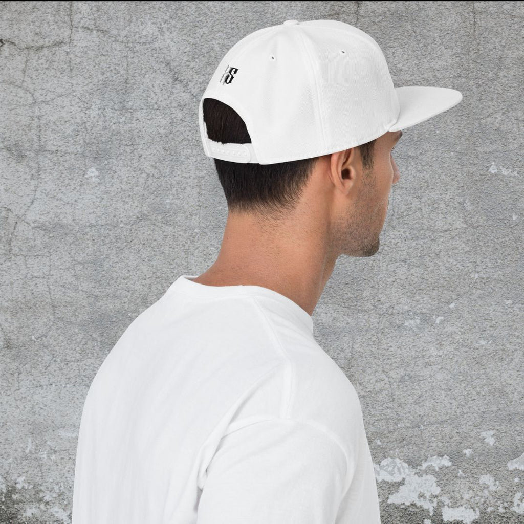 XS01 LOGO Snapback Hat