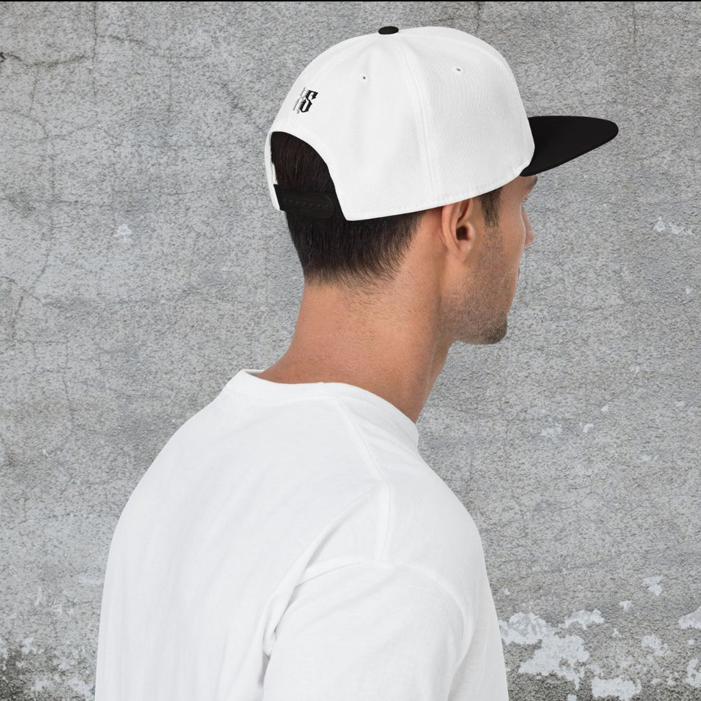 XS01 LOGO Snapback Hat